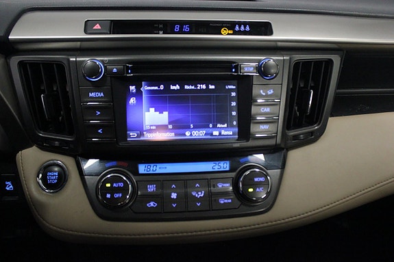 Toyota RAV4 17 of 20