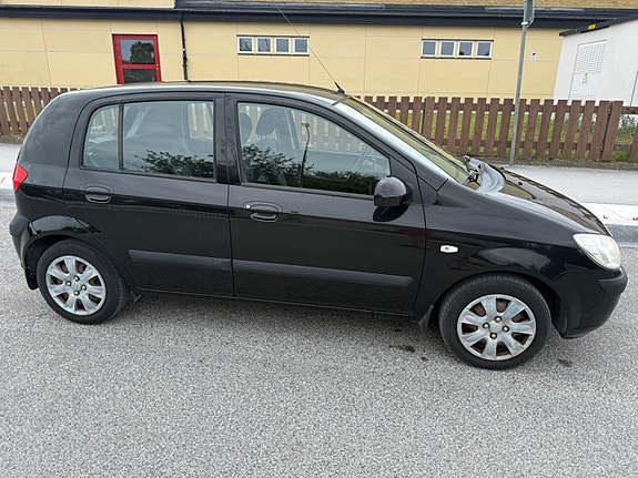 Hyundai Getz 2 of 12