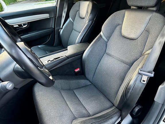 Volvo V90 Cross Country 14 of 16
