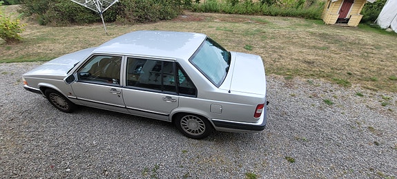 Volvo 960 2 of 8