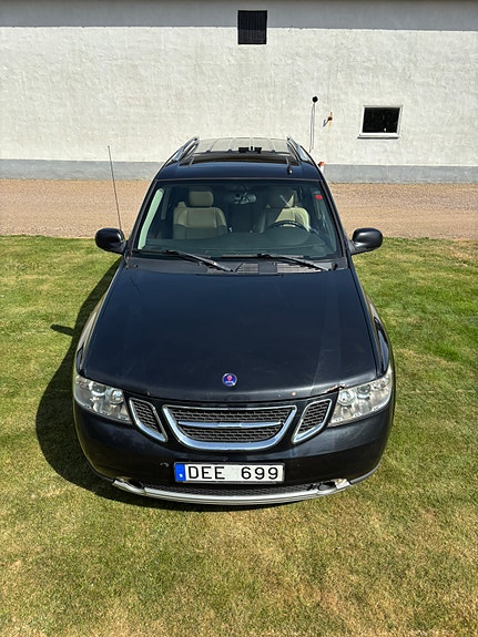 Saab 9-7X 2 of 13