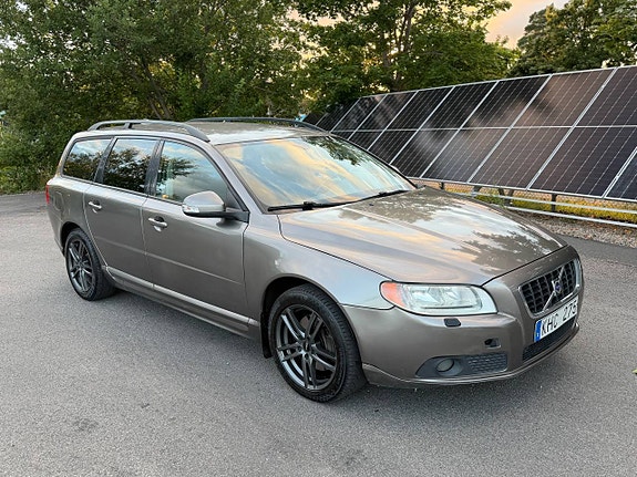 Volvo V70 4 of 9