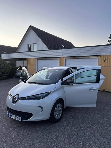 Renault Zoe 8 of 9