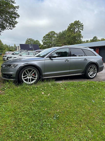 Audi A6 allroad 2 of 7