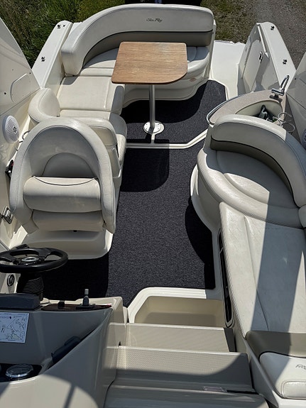 Sea Ray Sundancer 260/275 5 of 13