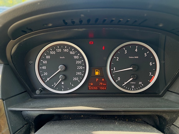 BMW 530i 12 of 13