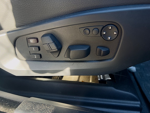 BMW 530i 10 of 13