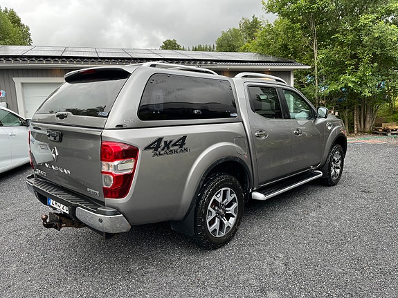 Renault Alaskan 5 of 15
