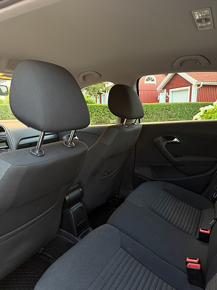 Volkswagen Polo 8 of 18