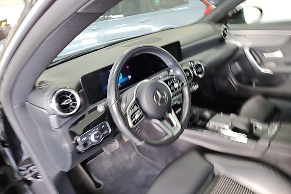Mercedes-Benz CLA250 e 10 of 10