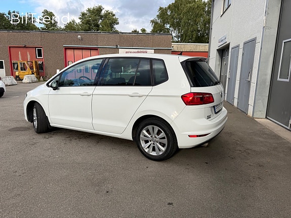 Volkswagen Golf Sportsvan 6 of 13