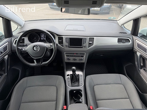 Volkswagen Golf Sportsvan 8 of 13