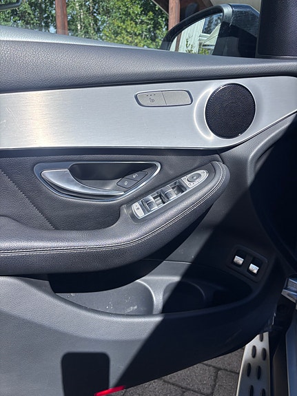 Mercedes-Benz GLC220 d 7 of 13