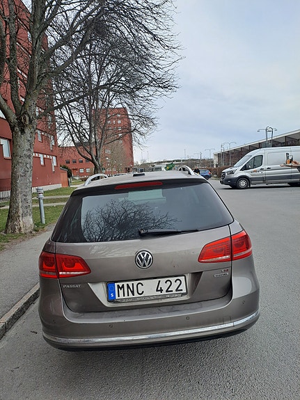 Volkswagen Passat 3 of 4