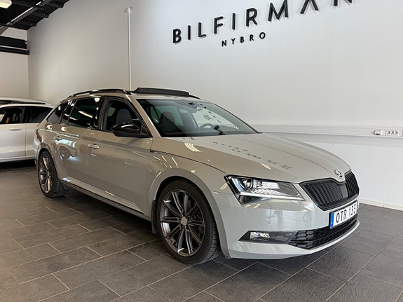 Skoda Superb 2 of 17