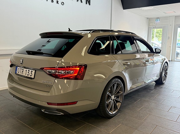 Skoda Superb 17 of 17