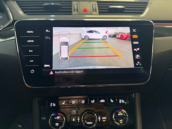 Skoda Superb 12 of 17