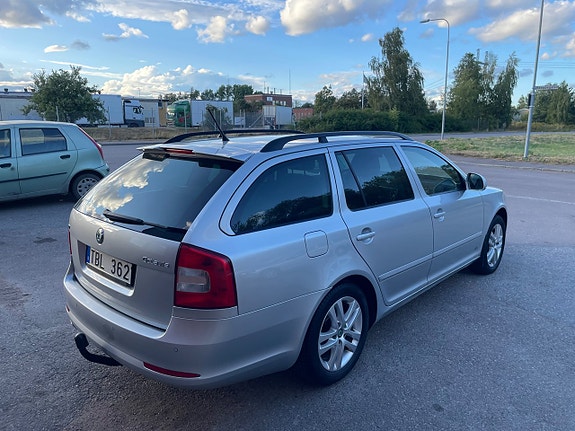 Skoda Octavia 11 of 23