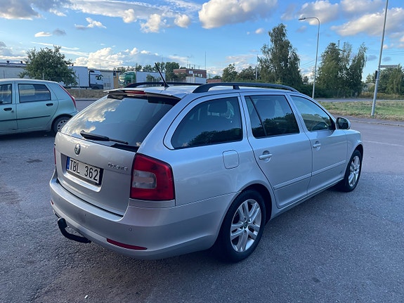 Skoda Octavia 10 of 23