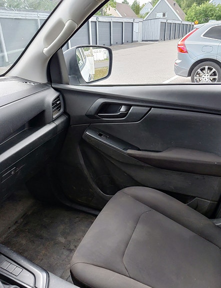 Isuzu D-max 13 of 13