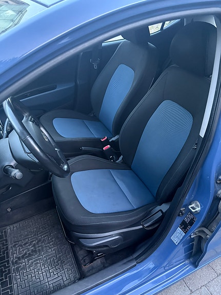 Hyundai i10 5 of 8