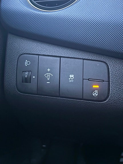 Hyundai i10 8 of 8