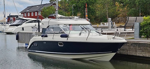 Aquador 23 HT-2007 Mercruiser 4,3l MPI-2009 2 of 11