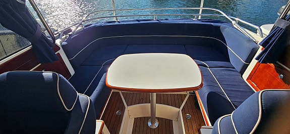 Aquador 23 HT-2007 Mercruiser 4,3l MPI-2009 4 of 11