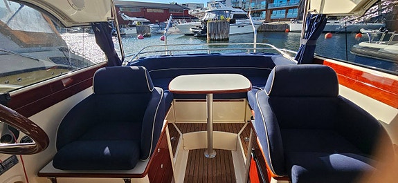 Aquador 23 HT-2007 Mercruiser 4,3l MPI-2009 5 of 11