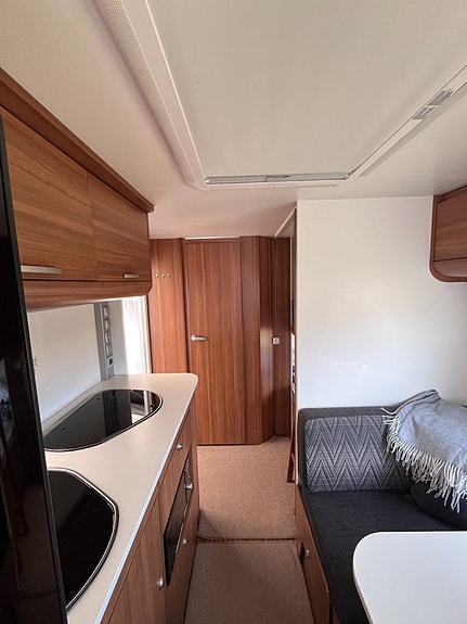 Adria Altea 562 PK (Limited Edition) 5 of 12