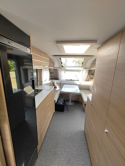 Adria Adora 613UT 9 of 10