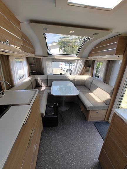 Adria Adora 613UT 6 of 10