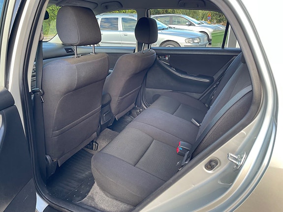Toyota Corolla 15 of 17