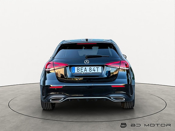 Mercedes-Benz A180 7 of 17