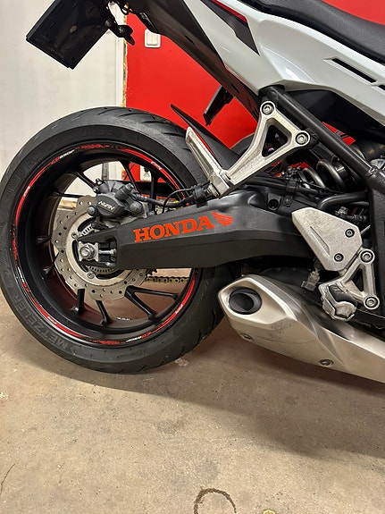Honda CB650F 6 of 8