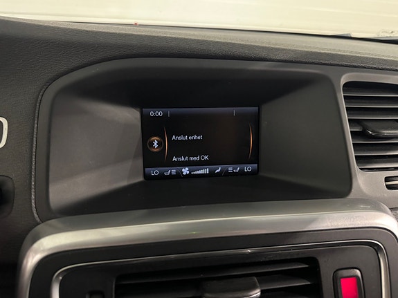 Volvo S60 13 of 19