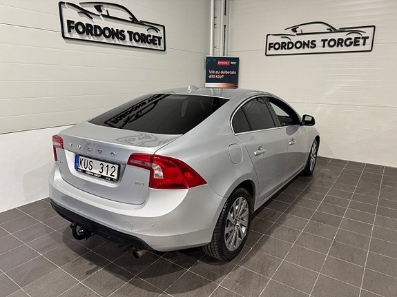 Volvo S60 7 of 19