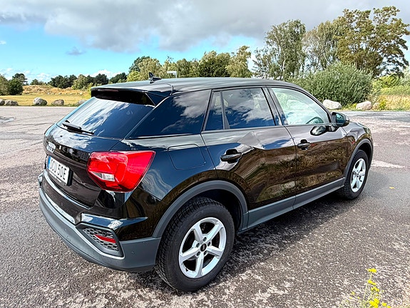 Audi Q2 8 of 10