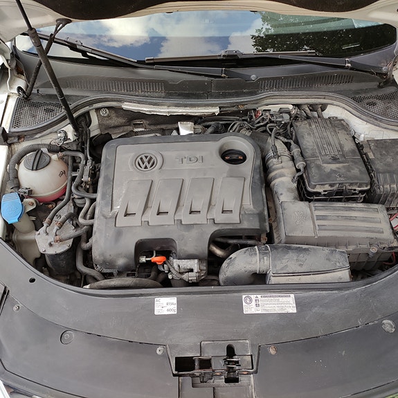 Volkswagen Passat CC 9 of 9