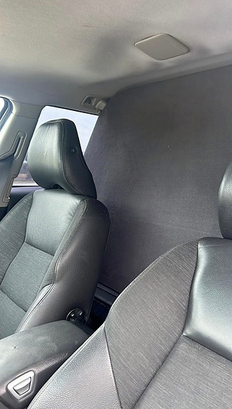 Volvo V70 7 of 7