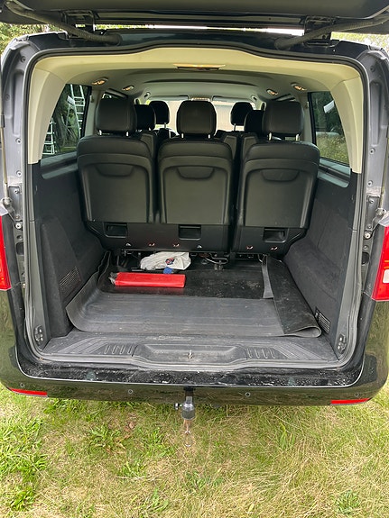 Mercedes-Benz V220 d 18 of 18