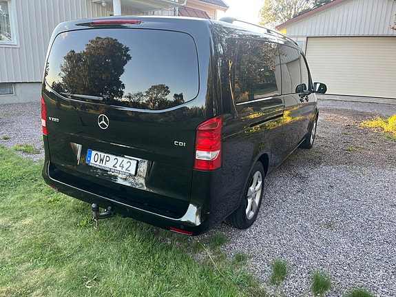 Mercedes-Benz V220 d 5 of 18