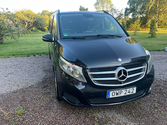 Mercedes-Benz V220 d 8 of 18
