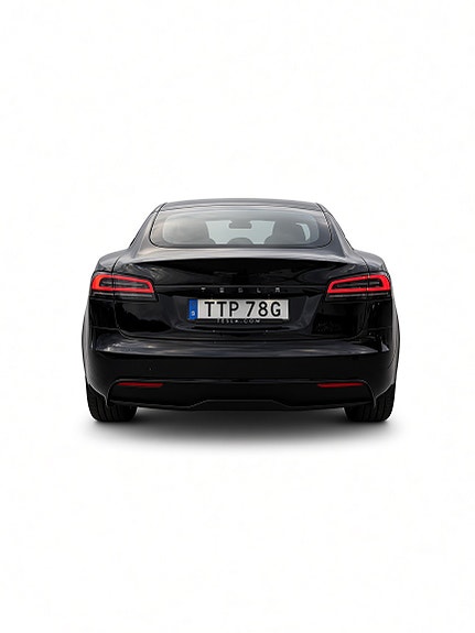 Tesla Model S 4 of 10