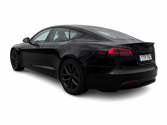 Tesla Model S 3 of 10