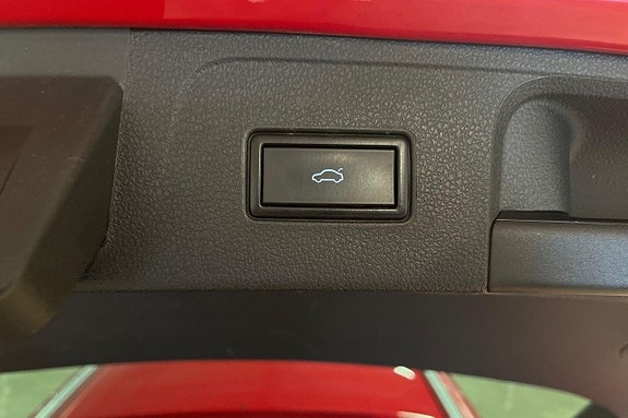 Volkswagen Passat 23 of 26
