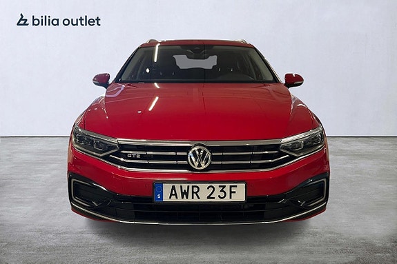 Volkswagen Passat 3 of 26