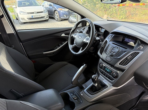 Ford Focus 11 of 18