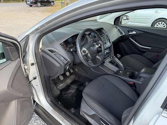 Ford Focus 10 of 18
