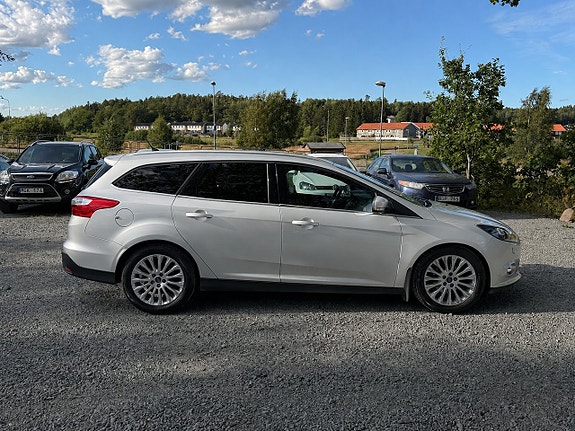 Ford Focus 7 of 18
